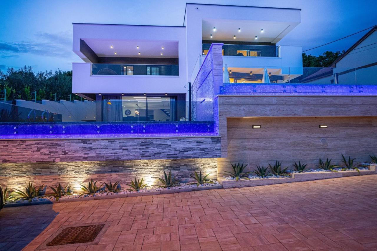 Villa Marassi With Heated Pool, Hot Tub And Sauna Crikvenica Exteriér fotografie