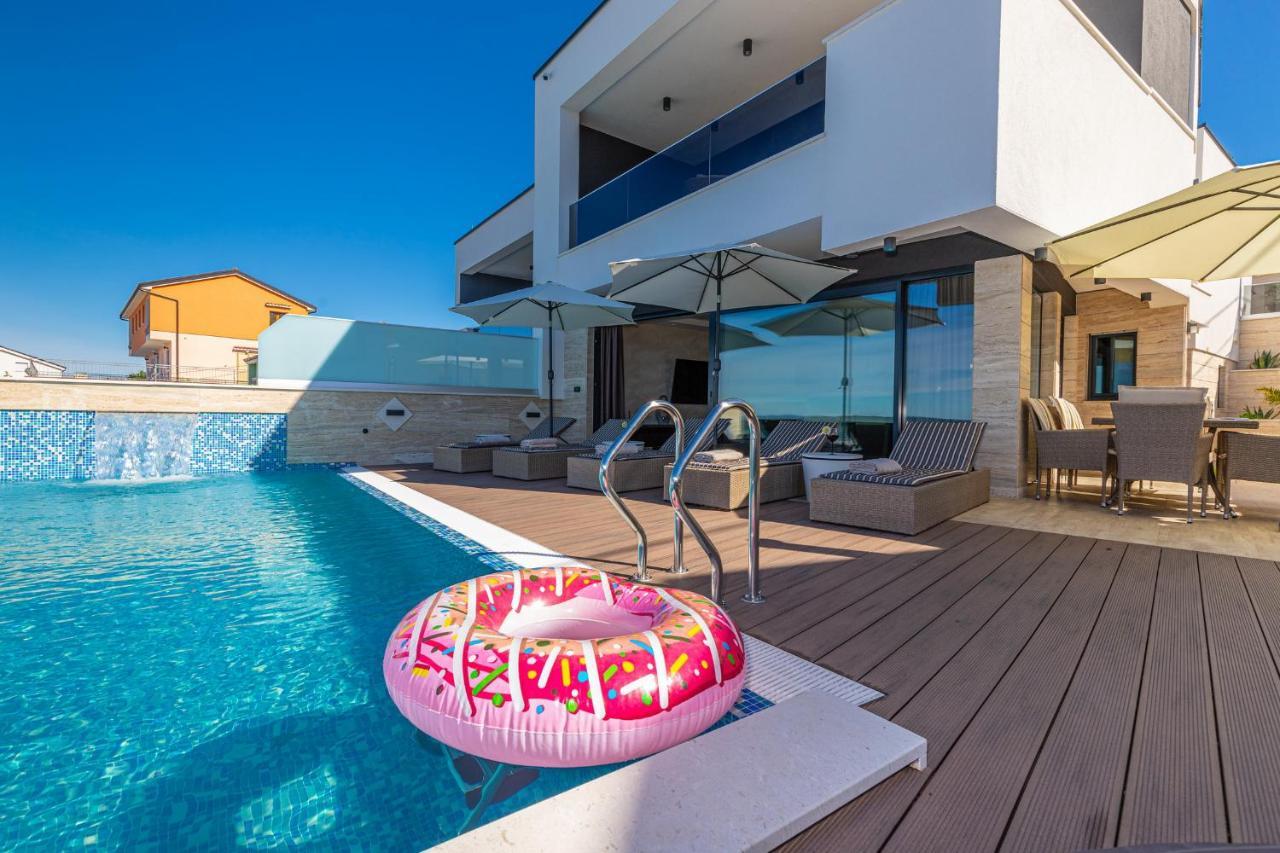 Villa Marassi With Heated Pool, Hot Tub And Sauna Crikvenica Exteriér fotografie