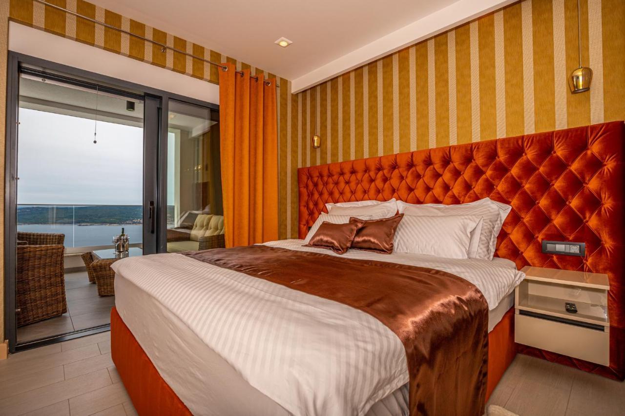 Villa Marassi With Heated Pool, Hot Tub And Sauna Crikvenica Exteriér fotografie