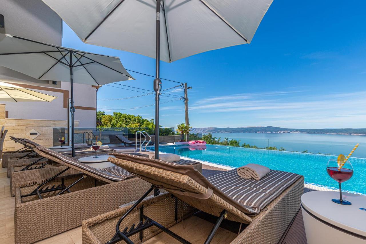 Villa Marassi With Heated Pool, Hot Tub And Sauna Crikvenica Exteriér fotografie